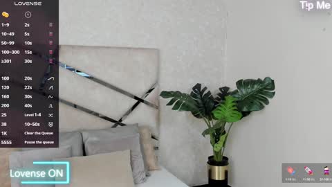 Snapshot of mike_belle chatting on January 2025 10:18:01 PM Mike Belle online show from January 2025 10:18:01 PM