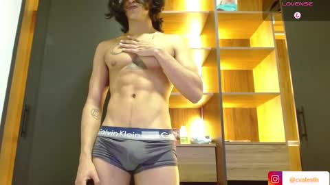 mike_d1030 online show from October 2025 12:52:01 AM