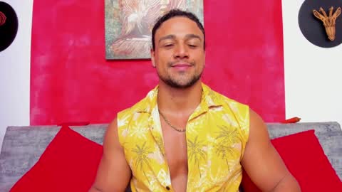   online show from December 2024 02:05:02 PM