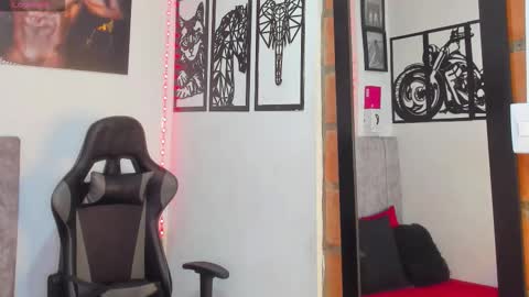 Snapshot of mike_kilian1 chatting on September 2025 12:15:01 PM mike kilian1 online show from September 2025 12:15:01 PM