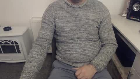 Snapshot of mike_master30 chatting on December 2024 07:06:02 AM MikeMaster online show from December 2024 07:06:02 AM