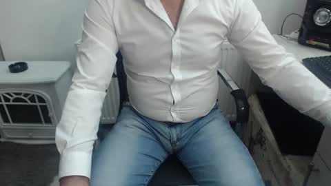 Snapshot of mike_master30 chatting on December 2024 03:55:01 PM MikeMaster online show from December 2024 03:55:01 PM