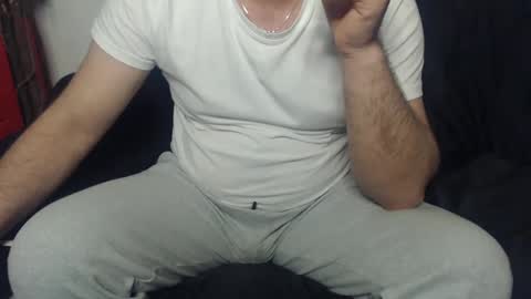 Snapshot of mike_master30 chatting on February 2025 09:52:01 AM MikeMaster online show from February 2025 09:52:01 AM