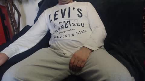 Snapshot of mike_master30 chatting on February 2025 09:24:02 AM MikeMaster online show from February 2025 09:24:02 AM