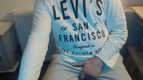 Snapshot of mike_master30 chatting on March 2026 12:52:02 PM MikeMaster online show from March 2026 12:52:02 PM