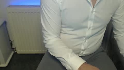 Snapshot of mike_master30 chatting on April 2026 09:51:02 AM MikeMaster online show from April 2026 09:51:02 AM