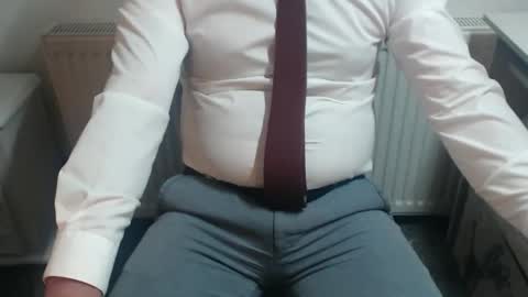 Snapshot of mike_master30 chatting on May 2026 09:05:01 AM MikeMaster online show from May 2026 09:05:01 AM
