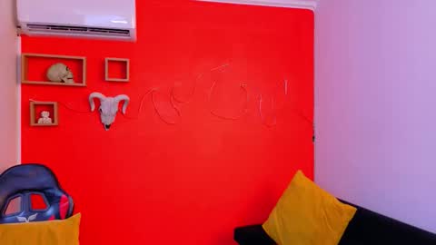 Mike online show from November 2025 01:11:01 PM