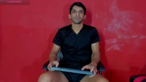 mike_shelby21 online show from May 2026 07:43:02 PM