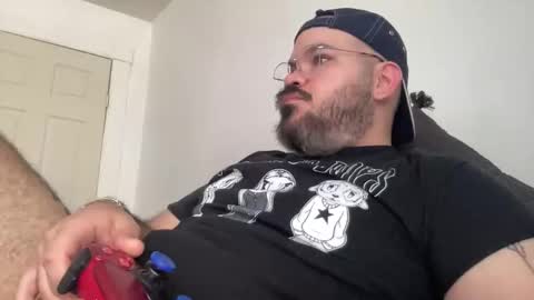 Snapshot of mikeatron2000 chatting on May 2026 08:26:02 PM mikeatron2000 online show from May 2026 08:26:02 PM
