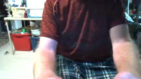 mikeb3200 online show from October 2025 12:15:01 PM