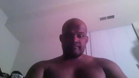 Snapshot of mikebbc123 chatting on February 2025 05:53:01 AM mikebbc123 online show from February 2025 05:53:01 AM