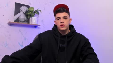 Snapshot of mikecooper_ chatting on January 2025 05:00:01 AM Mike Cooper online show from January 2025 05:00:01 AM