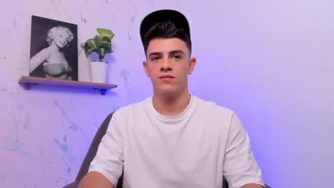 Snapshot of mikecooper_ chatting on January 2025 05:05:01 AM Mike Cooper online show from January 2025 05:05:01 AM