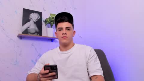 Snapshot of mikecooper_ chatting on January 2025 08:08:02 AM Mike Cooper online show from January 2025 08:08:02 AM