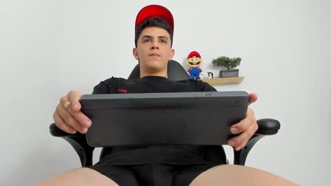 Snapshot of mikecooper_ chatting on January 2026 03:22:02 AM Mike Cooper online show from January 2026 03:22:02 AM