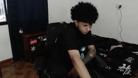 Snapshot of mikedick_420 chatting on February 2025 11:03:02 PM mikedick_420 online show from February 2025 11:03:02 PM