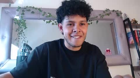 Snapshot of mikedick_420 chatting on March 2025 03:07:01 PM mikedick_420 online show from March 2025 03:07:01 PM