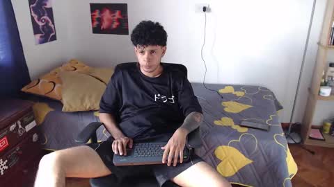 Snapshot of mikedick_420 chatting on March 2025 08:14:02 PM mikedick_420 online show from March 2025 08:14:02 PM