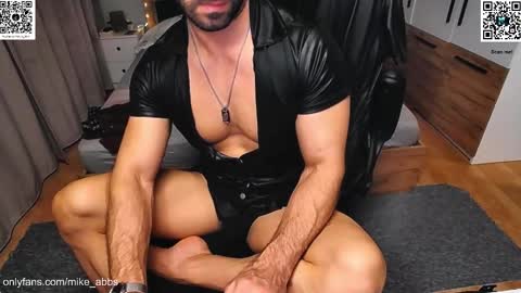 Mike    online show from November 2025 08:54:02 PM