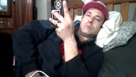 Snapshot of mikeundies chatting on June 2026 07:24:02 AM mikeundies online show from June 2026 07:24:02 AM