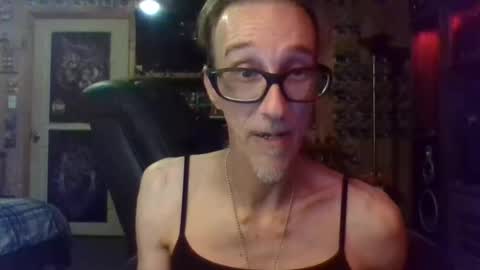 Snapshot of mikey33436 chatting on January 2026 12:26:02 AM Michael online show from January 2026 12:26:02 AM