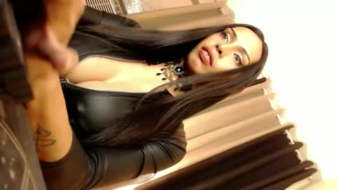 Snapshot of mikeyalawi03 chatting on February 2025 08:54:01 PM Mistress MikeyAlawi online show from February 2025 08:54:01 PM