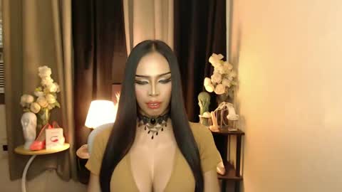 Snapshot of mikeyalawi03 chatting on February 2025 02:57:02 PM Mistress MikeyAlawi online show from February 2025 02:57:02 PM