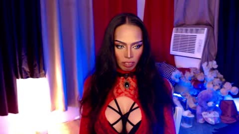 Snapshot of mikeyalawi03 chatting on December 2025 09:07:01 AM Mistress MikeyAlawi online show from December 2025 09:07:01 AM