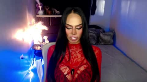 Snapshot of mikeyalawi03 chatting on June 2026 05:35:01 PM Mistress MikeyAlawi online show from June 2026 05:35:01 PM