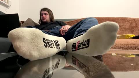 Mikey online show from February 2026 03:43:01 AM