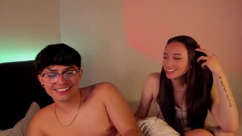 Snapshot of mikeyvioleta chatting on January 2025 09:29:02 PM VIOLETAMIKE online show from January 2025 09:29:02 PM