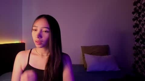 Snapshot of mikeyvioleta chatting on March 2025 05:11:02 PM VIOLETAMIKE online show from March 2025 05:11:02 PM