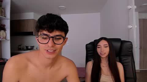 Snapshot of mikeyvioleta chatting on September 2025 08:19:01 PM VIOLETAMIKE online show from September 2025 08:19:01 PM