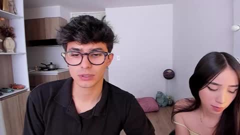 Snapshot of mikeyvioleta chatting on October 2025 08:37:02 PM VIOLETAMIKE online show from October 2025 08:37:02 PM