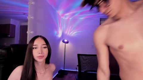 Snapshot of mikeyvioleta chatting on December 2025 11:43:01 PM VIOLETAMIKE online show from December 2025 11:43:01 PM