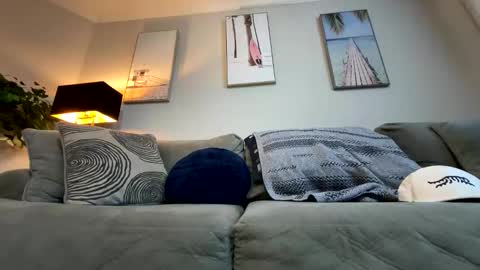 Snapshot of mikeywhite123 chatting on January 2026 01:03:01 PM mikeywhite123 online show from January 2026 01:03:01 PM