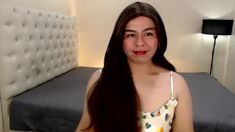 Theresa Luna online show from January 2025 09:51:02 PM