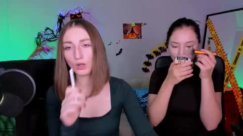 Snapshot of miki_nikki chatting on October 2025 06:13:02 AM Miki online show from October 2025 06:13:02 AM