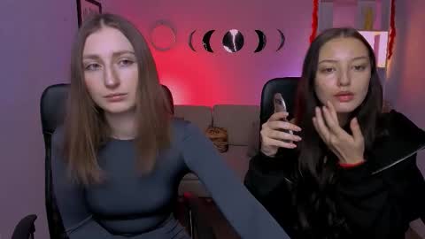 Snapshot of miki_nikki chatting on February 2026 06:40:02 AM Miki online show from February 2026 06:40:02 AM