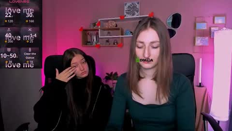 Snapshot of miki_nikki chatting on February 2026 07:01:01 AM Miki online show from February 2026 07:01:01 AM