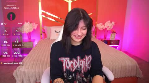 Miki online show from September 2025 10:12:02 PM