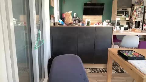 Snapshot of miklp8463 chatting on February 2026 08:24:02 AM miklp8463 online show from February 2026 08:24:02 AM