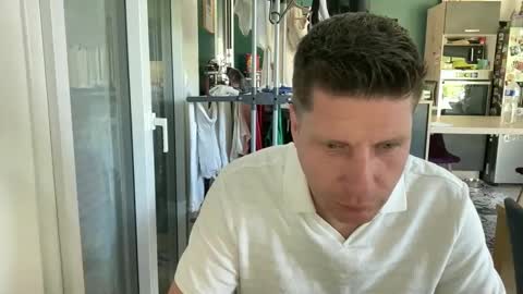 miklp8463 online show from April 2026 09:48:02 AM