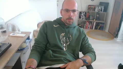 mikmik91 online show from September 2025 08:58:02 AM