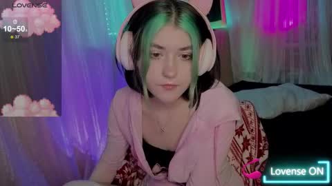 Miko online show from December 2025 12:29:01 AM