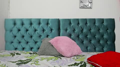 Mikoto Urb online show from December 2024 10:21:01 PM