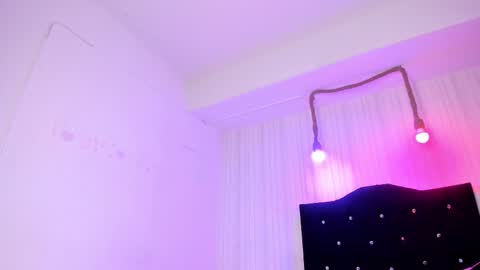   miku katsuragi  online show from October 2025 02:30:02 AM