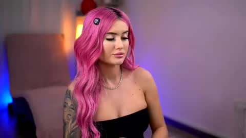 Miky online show from March 2026 04:04:02 AM