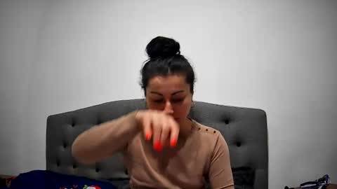 Snapshot of mikyloveu chatting on December 2024 07:14:02 PM Mikyloveu online show from December 2024 07:14:02 PM